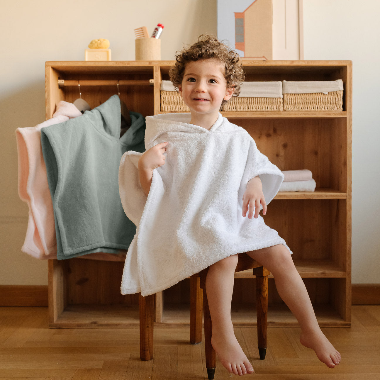 Poncho de baño
- Talla única (2-4 años)- Blanco- Algodón - Dalfilo