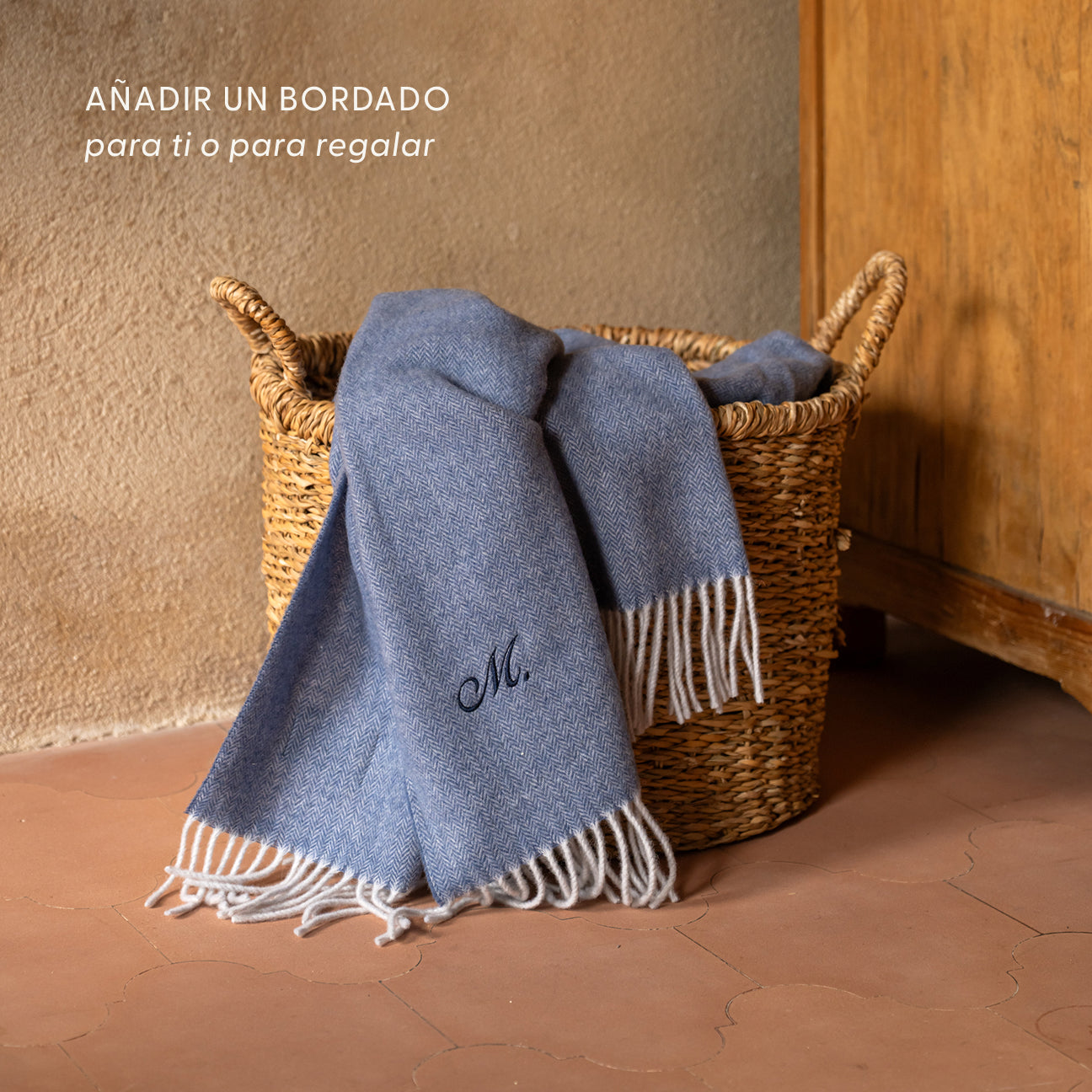 Manta de lana
- 130x180 cm- Azul denim- Lana regenerada - Dalfilo